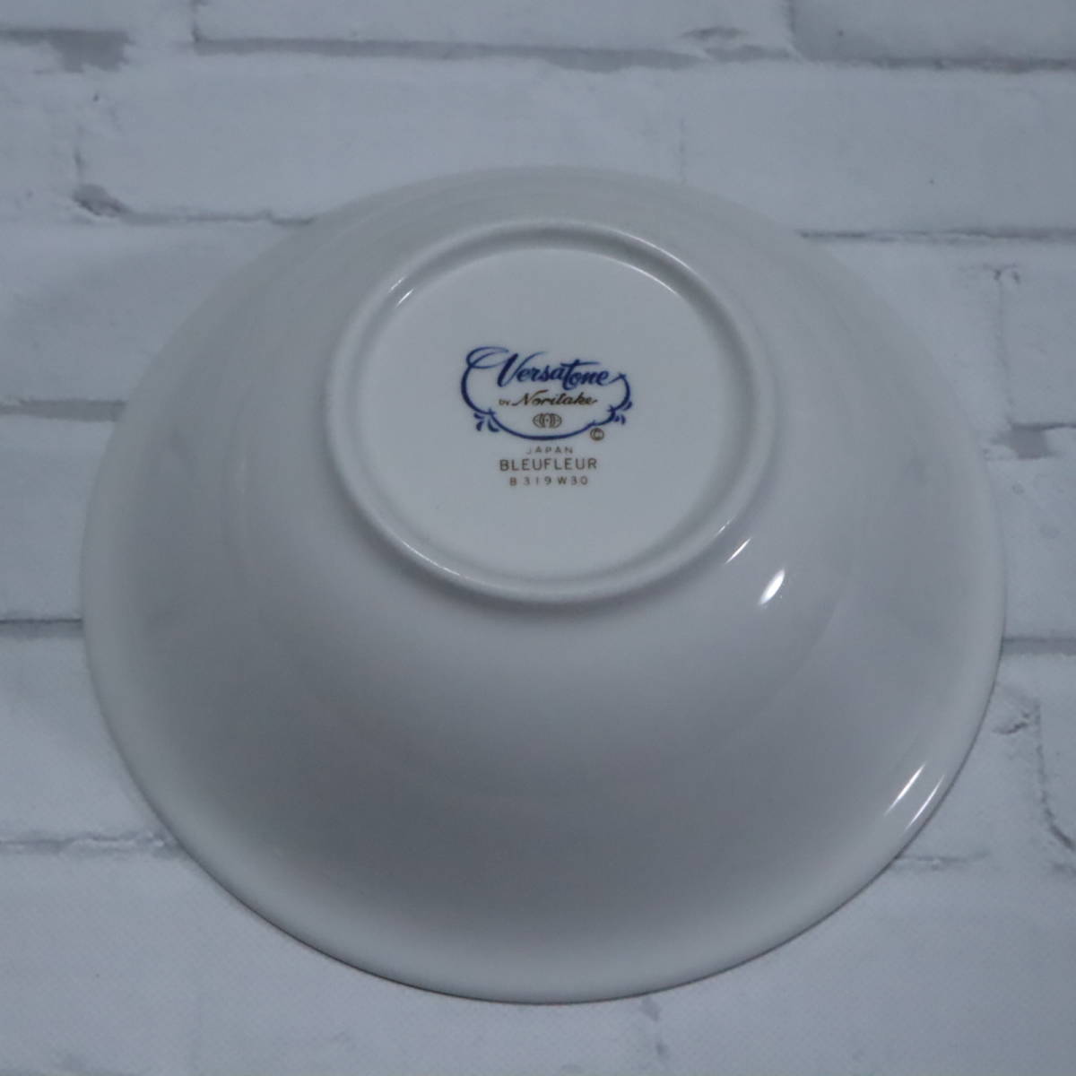 【匿名配送】現状品 Noritake ノリタケ NARUMI ナルミ 香蘭社 絵皿 3枚 セット 中古 まとめ Bone China ボーンチャイナ 花_画像9