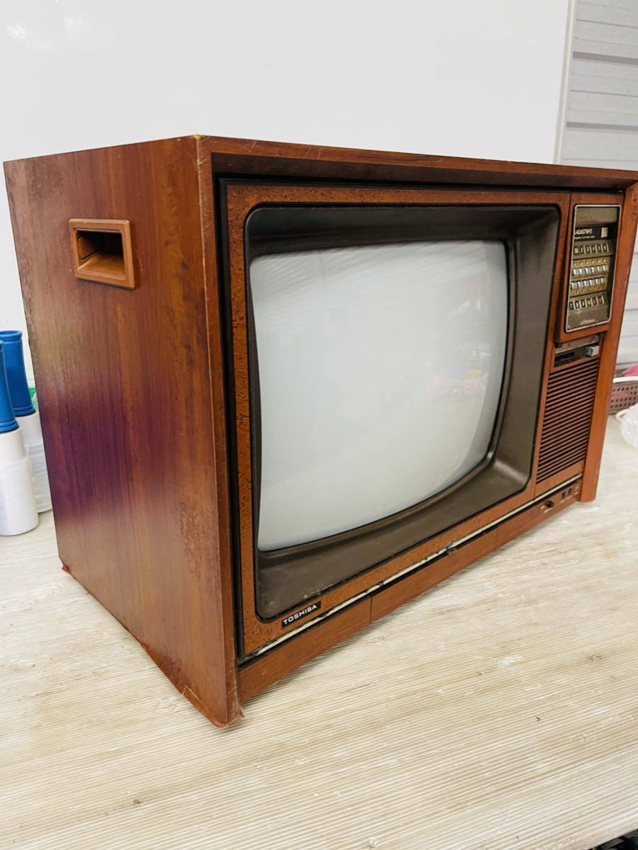 希少品 昭和レトロ TOSHIBA東芝 木製テレビ|Yahoo!フリマ(旧 希少品 昭和レトロ TOSHIBA東芝 木製テレビ|Yahoo!フリマ(旧