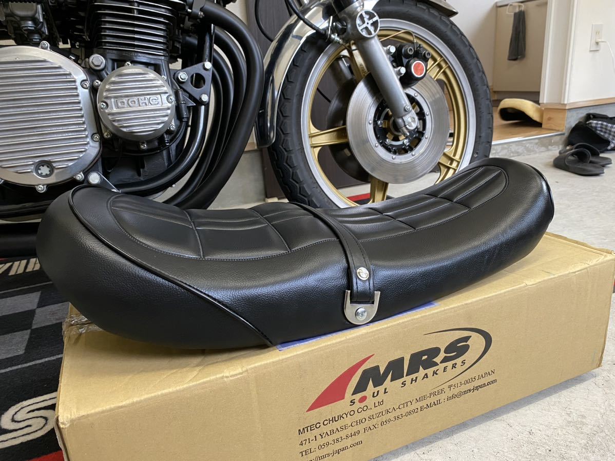 z1 z2 750rs 社外シート | normanhubbard.com