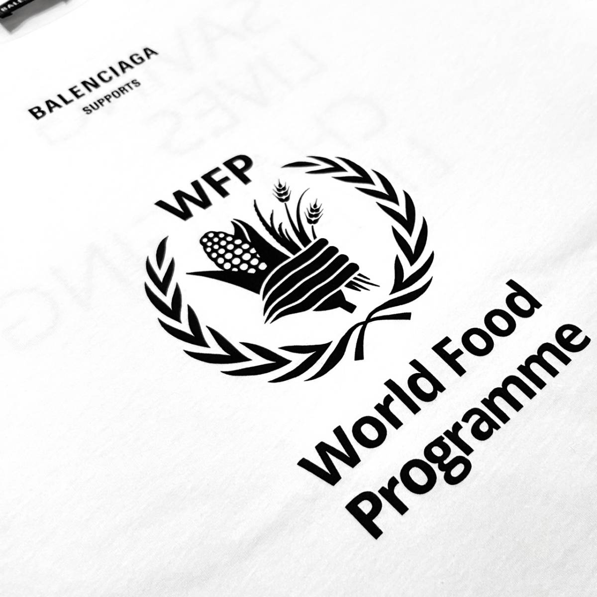 定価9.4万 国内正規品 BALENCIAGA World Food Programme WFP T-SHIRT Mサイズ 白 バレンシアガ ワールドフードプログラムロゴTシャツ 本物_画像5