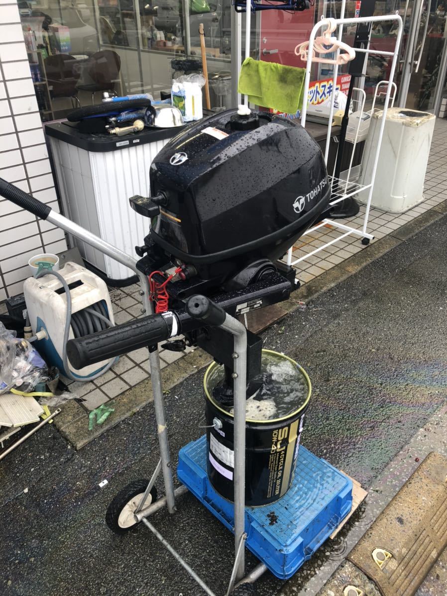 トーハツ 2馬力船外機 令和2年1月製造分 中古現状 トーハツ 2馬力船外機 令和2年1月製造分 中古現状