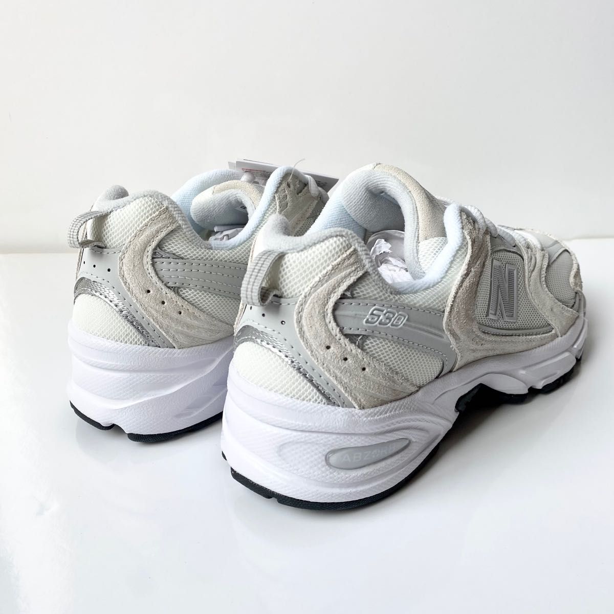 ニューバランス new balance MR530CE 23.0cm