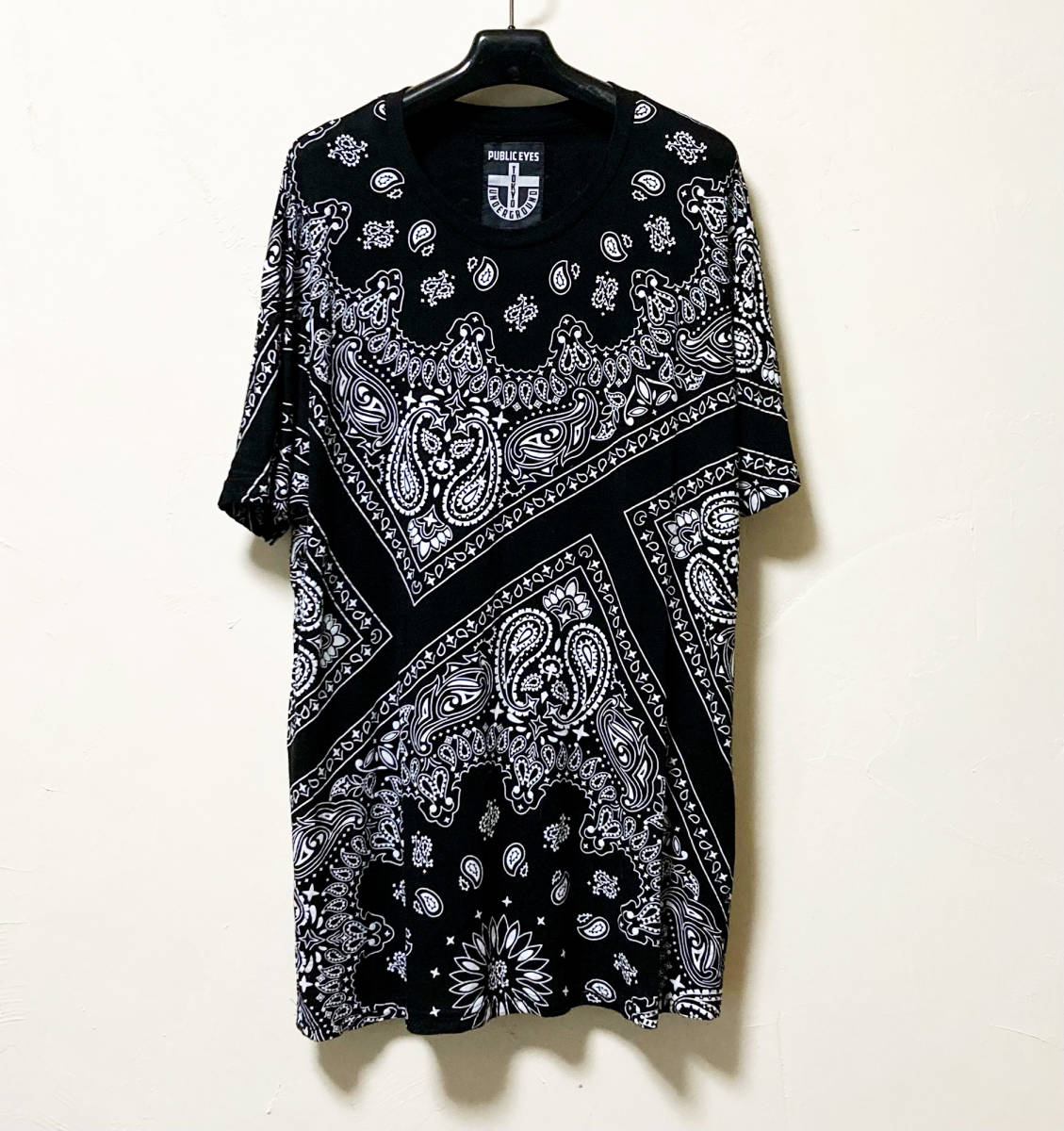 ●美品 PUBLIC EYES パブリックアイズ Tシャツ カットソー ペイズリー BLK サイズM_画像1