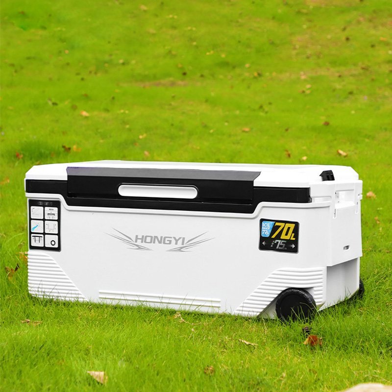 釣り用クーラーボックス 大容量 大型70L 座れる頑丈マッスルボディ