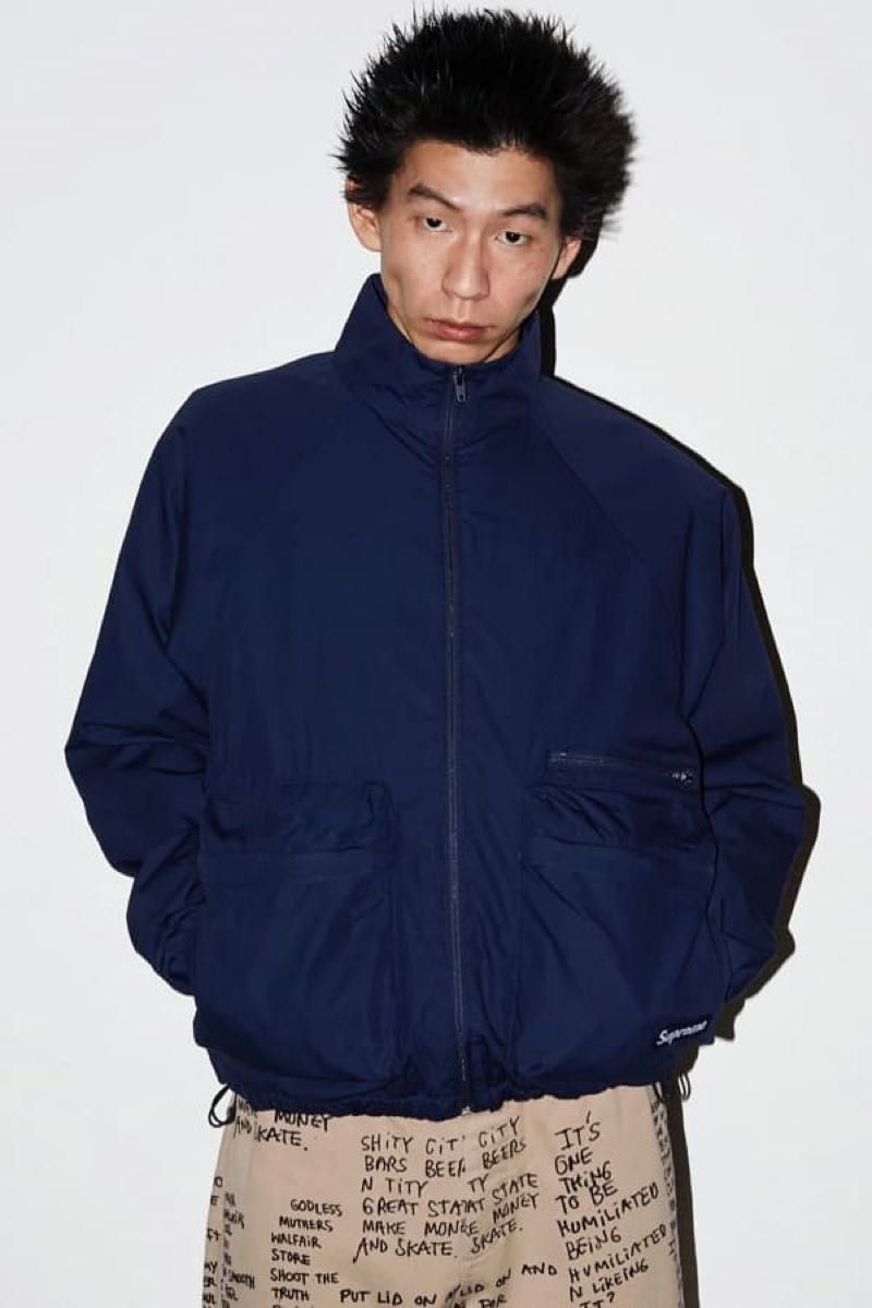 新品未使用。Supreme Raglan Utility Jacket 