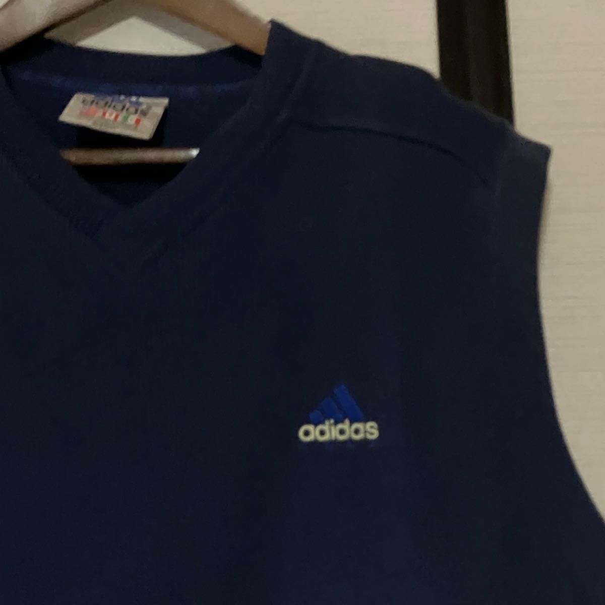 adidas ベスト