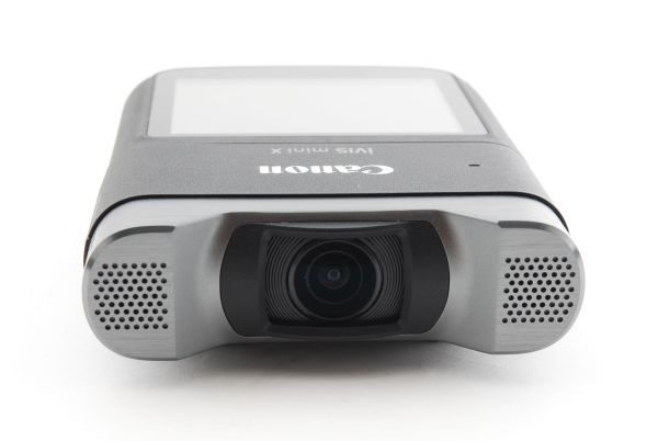 a137☆極上美品☆ キヤノン Canon iVIS mini X 数回使用のみ