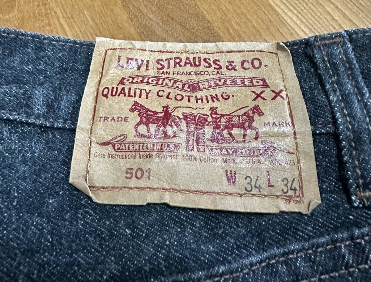 セール 登場から人気沸騰】 deadstock! 先染め黒! W34 古着 80年代