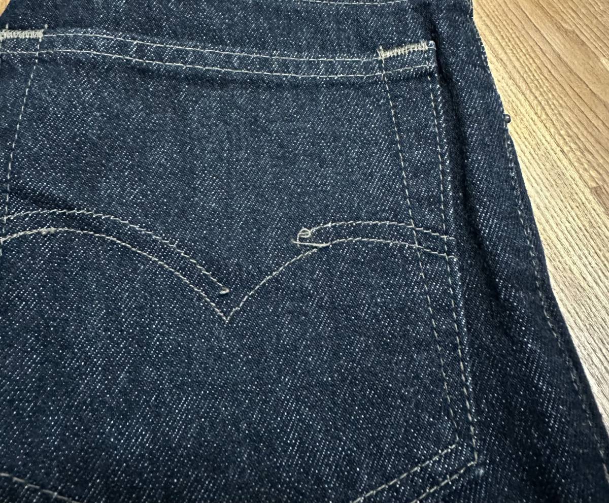 美品！ 先染め黒！ 90's vintage levi's 626 初期 日本製 ブラックデニムパンツ ヴィンテージ 90年製 古着_画像5