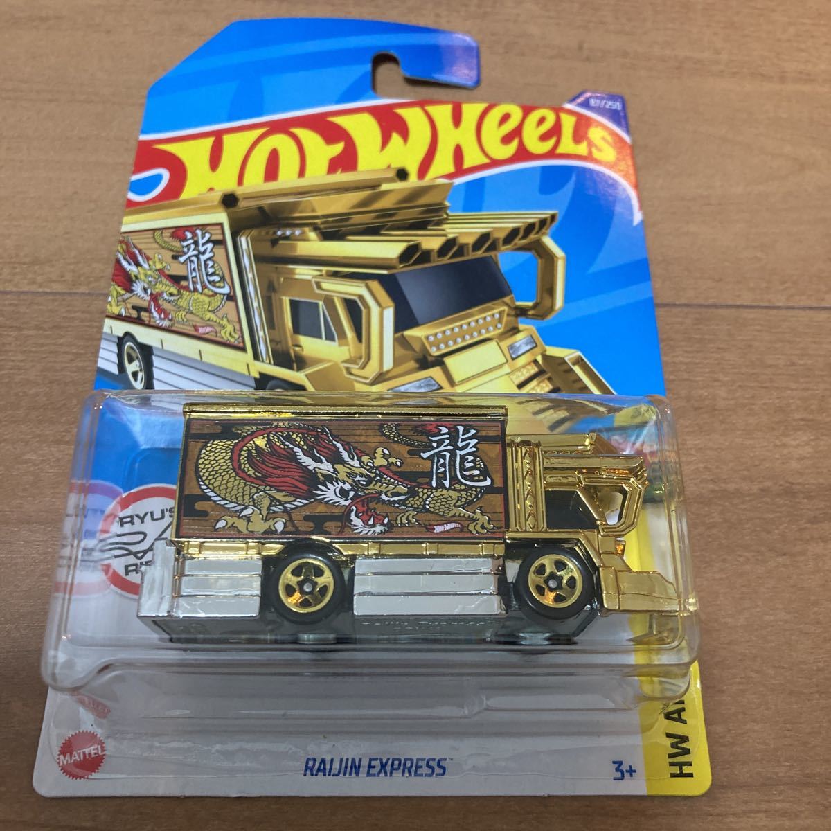 すぐ発送！ホットウィール 雷神 ゴールド デコトラ RAIJIN Expressライジンエキスプレス hot wheels USカード_画像1