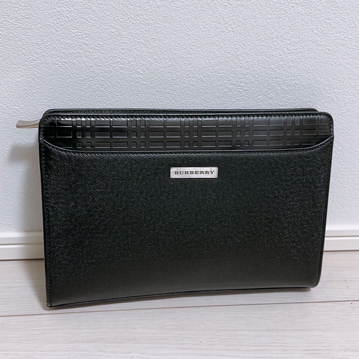 美品》Burberry(バーバリー)セカンドバッグ|PayPayフリマ