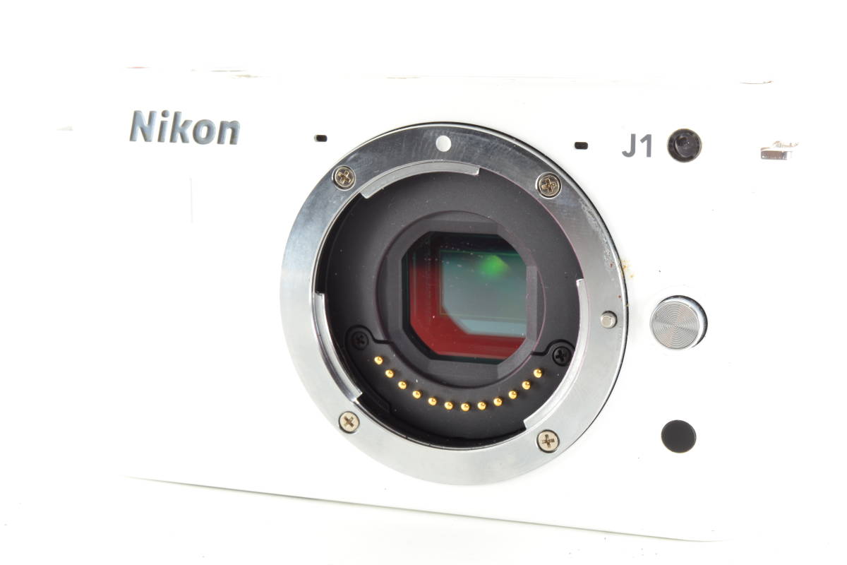 ☆良品☆ ニコン NIKON 1 J1 ホワイト ボディ バッテリー付属なし