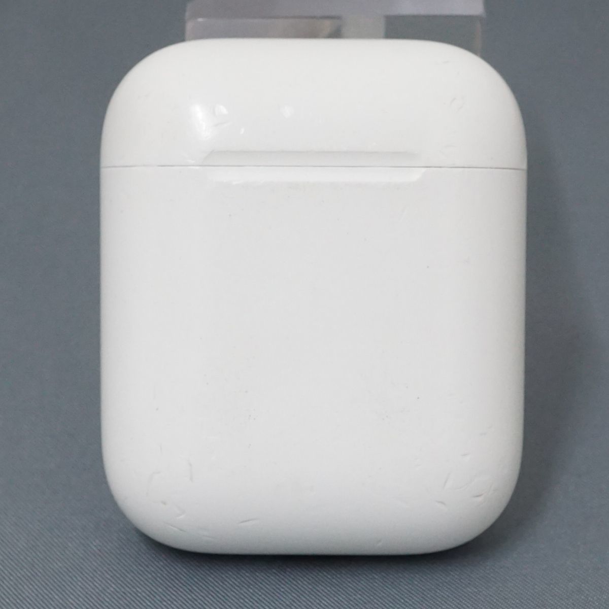 V8014 Apple AirPods エアーポッズ充電ケースのみ第一世代USED品