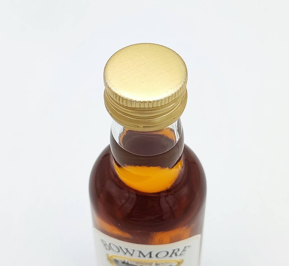 【全国送料無料】BOWMORE DARKEST Sherry Casked ISLAY Single Malt Scotch Whisky　43度　50ml【ボウモア シェリーカスク ダーケスト】_画像9