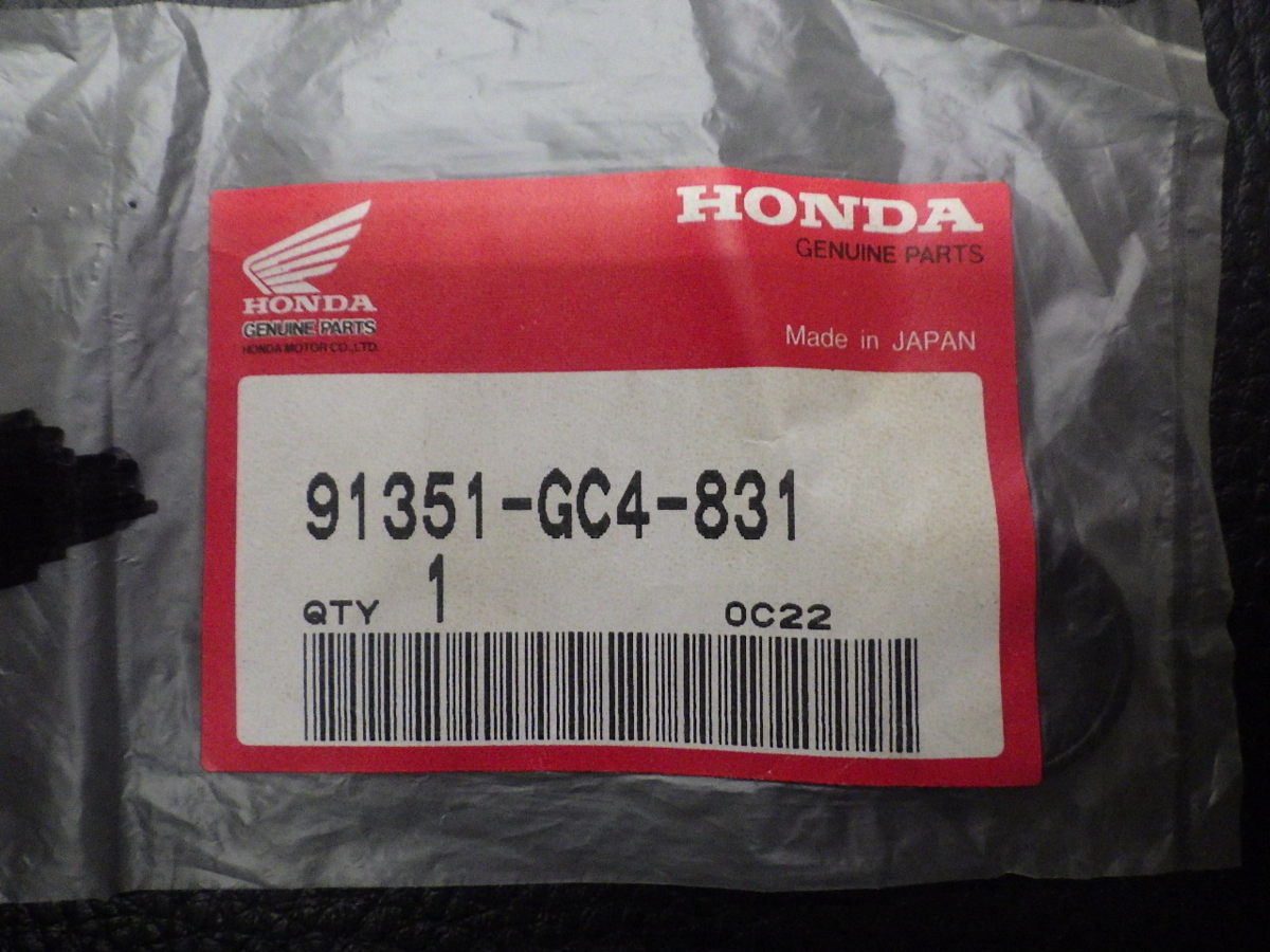 未開封 純正部品 ホンダ HONDA CR80 シール リヤークッションアーム 91351-GC4-831 90129-KAS-900 管理No.16235_画像2