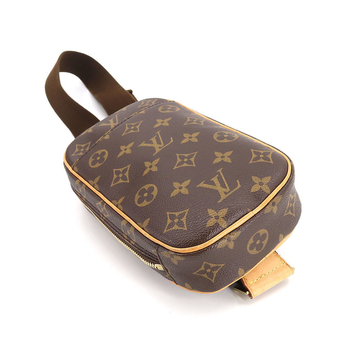 新品同様 ルイ ヴィトン LOUIS VUITTON モノグラム ポシェット