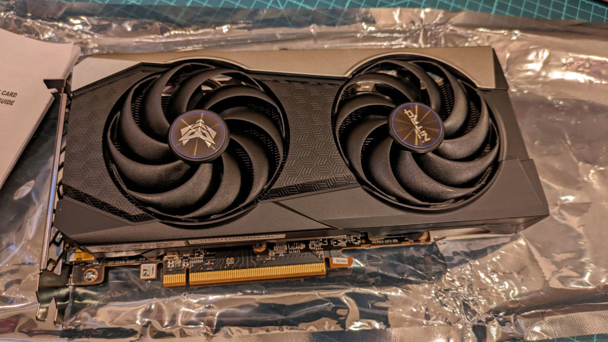 SAPPHIRE NITRO+ Radeon RX 6600 XT GAMING OC 8G GDDR6 - 新品交換品