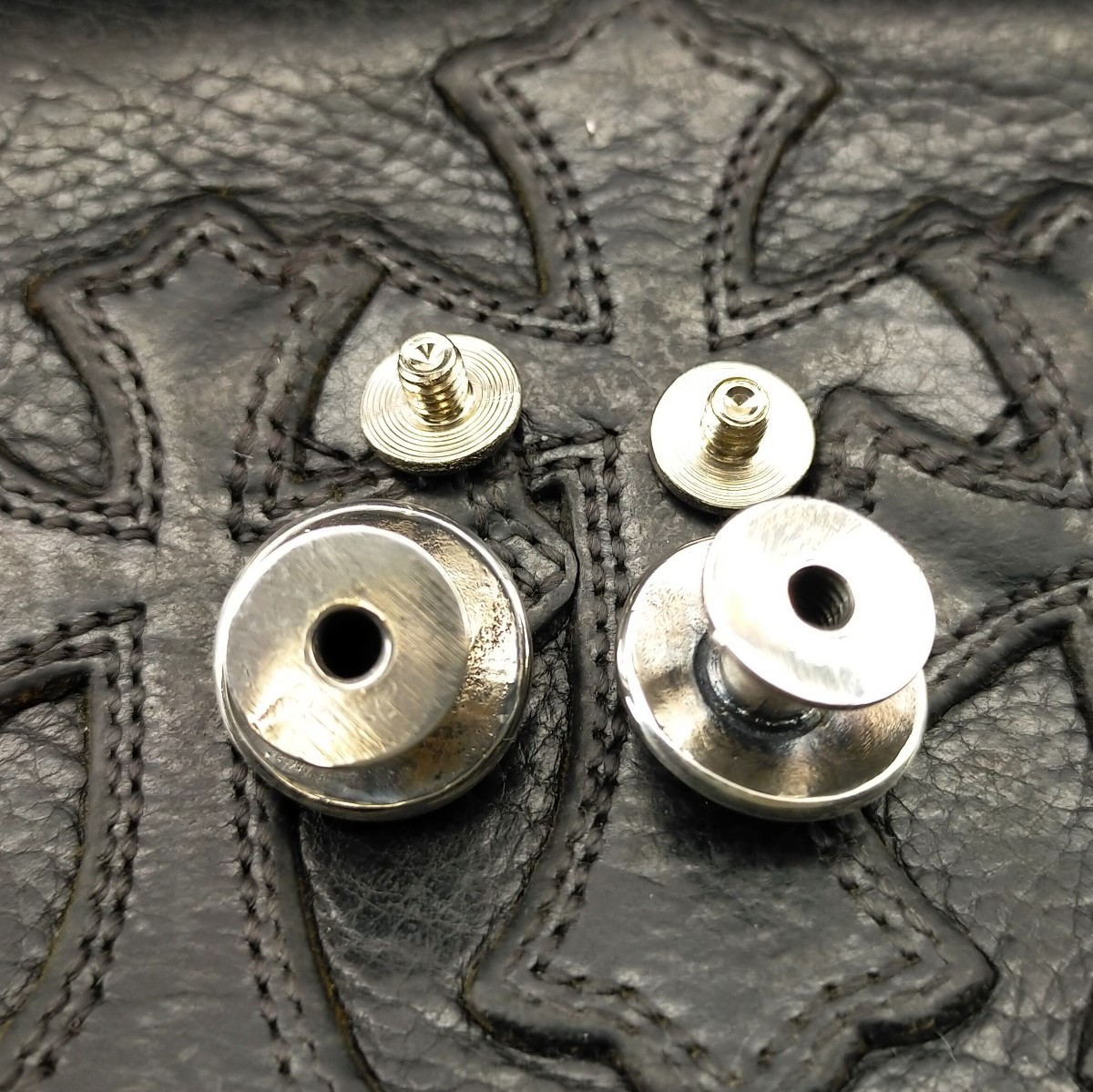  Chrome Hearts (ZN7) ultra rare!2 piece set! approximately 18mm hose shoe button fly! 925 regular goods original parts screw screw flair knee Denim jeans 