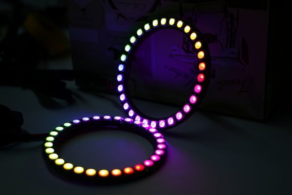 RGB　シーケンシャル　リング　ウィンカー連動可能　イカリング　70ｍｍ　LED　2個SET　Bluetooth　流星 a_画像6