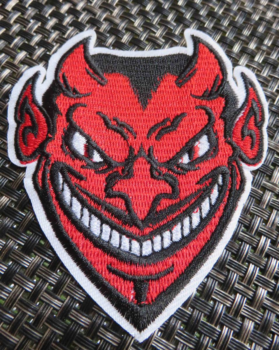 圧着IR輩赤悪魔 鬼睨み 新品 悪人面 強面 凶暴バイオレンス 激 圧着IR輩赤悪魔 鬼睨み 新品 悪人面 強面 凶暴バイオレンス 激