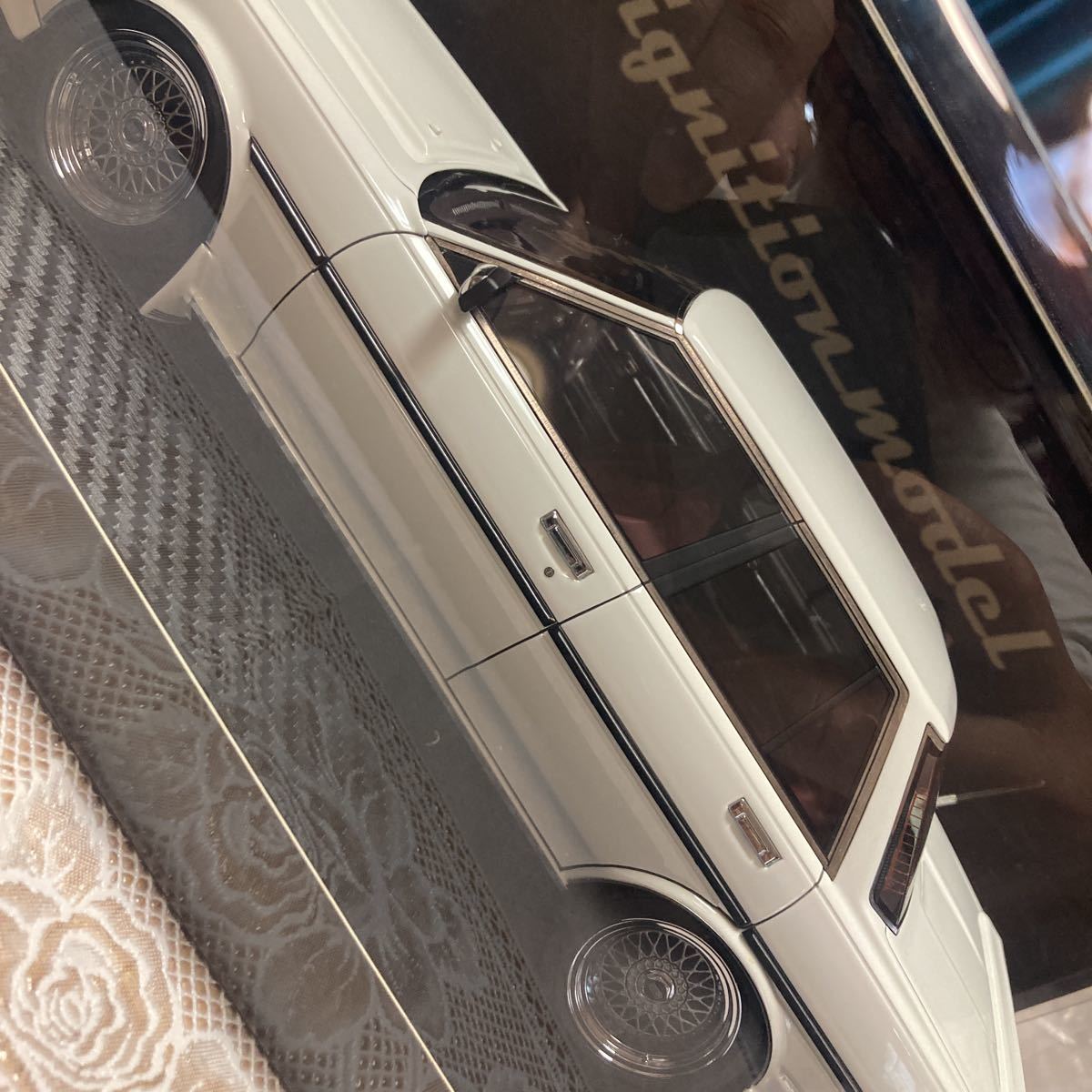 送料無料!イグニッションモデル1/18トヨタクレスタGX71 スーパー