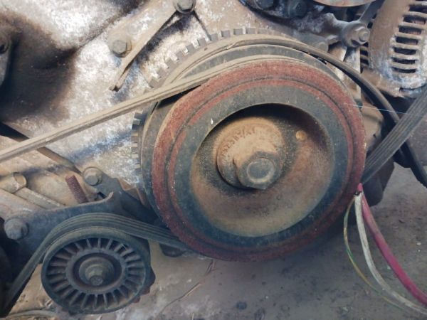 # Jaguar XJ6 3.2L X300 crank pulley used EBC11083 parts taking equipped crankshaft dumper Daimler Daimler #