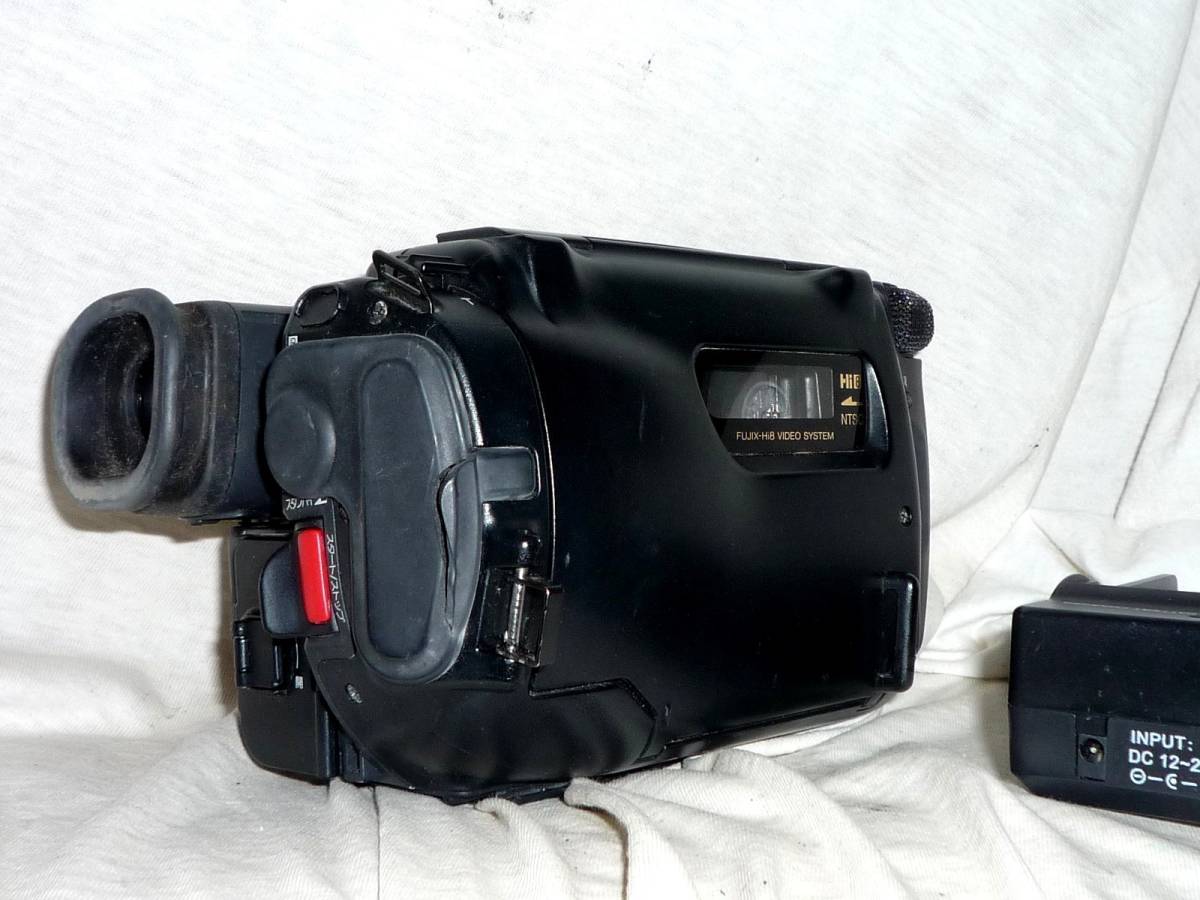 FUJIX Hi8ビデオカメラFH20（ソニーCCD-TR2のOEM) バッテリー、充電器付・動作品の画像4