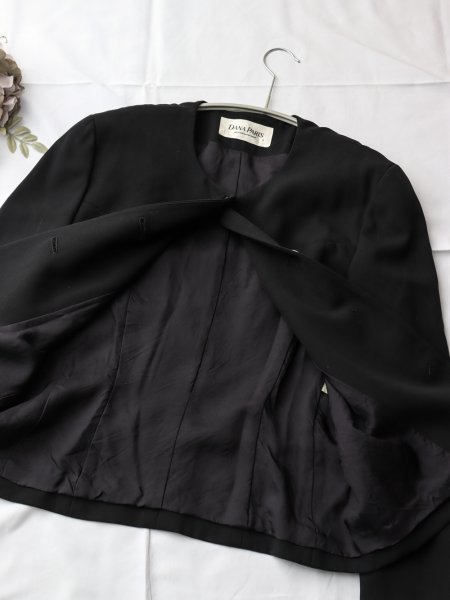 ダナパリ ２点セットアップ 長袖 レディースファッション 9（M）DANAPARIS ジャケット スカート ブラックフォーマル 喪服 冠婚葬祭 A01102_画像5
