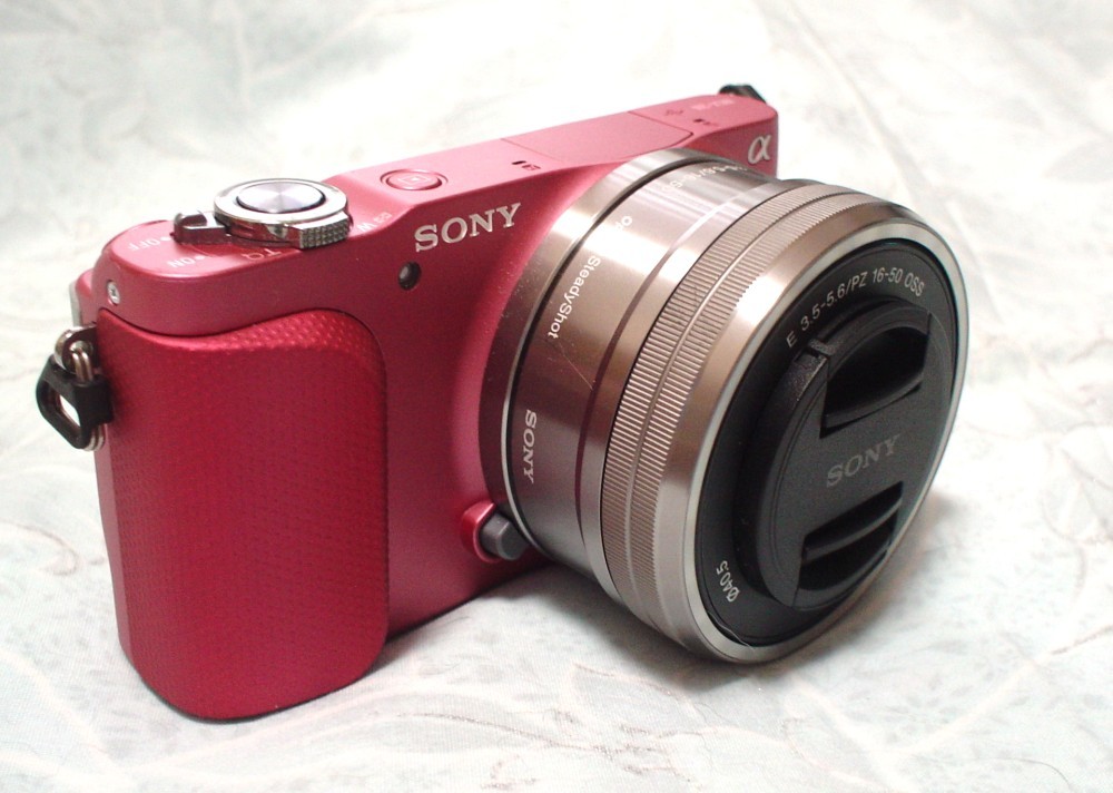 動作品 美品 付属品完備 デジタル一眼カメラα SONY NEX-3N ピンク