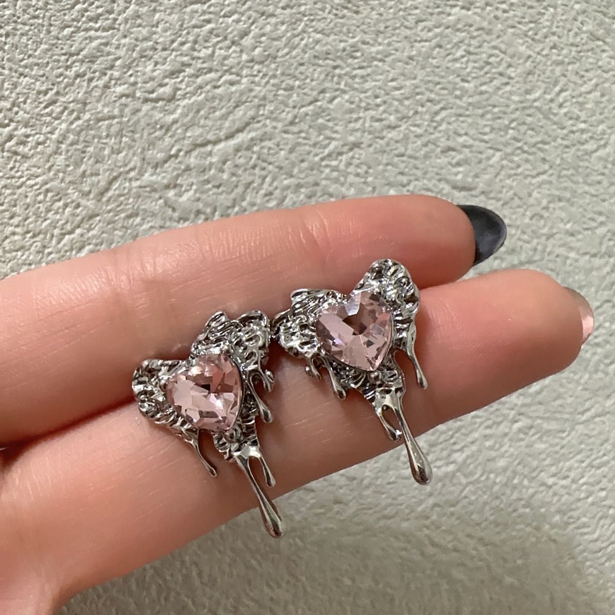 【新品】ダイヤモンドピアス ピンク　かわいい　ハート型