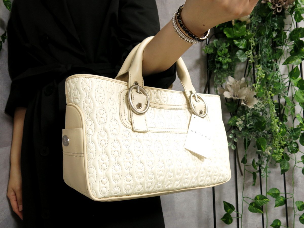 超美品○CELINE セリーヌ○キルティング刺繍○ブギーバッグ○カーフ