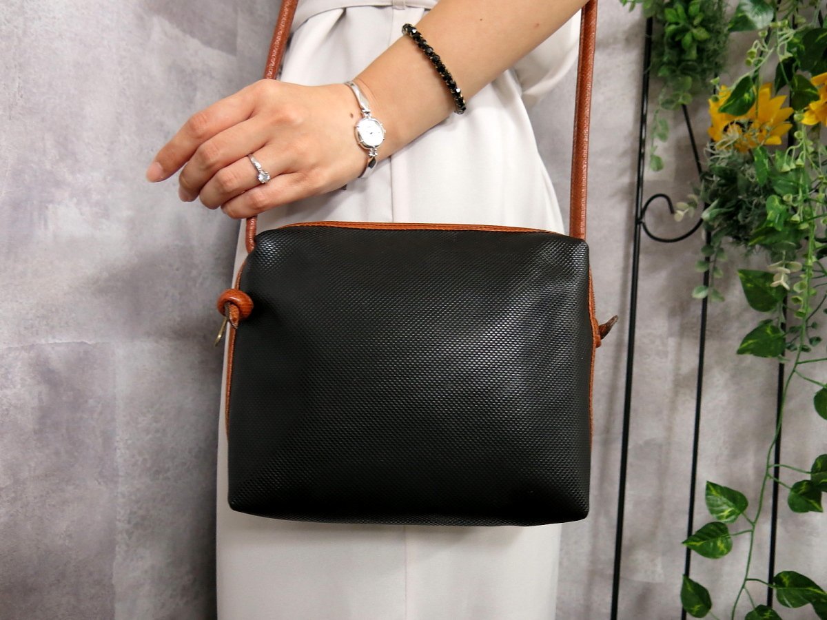 美品○BOTTEGA VENETA ボッテガ ヴェネタ○マルコポーロ○PVC カーフ