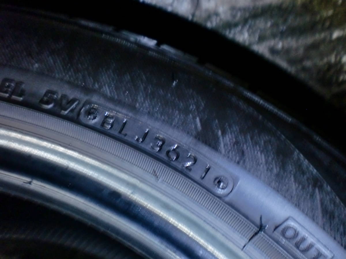 1本です。235/50R18 PIRELLI P8 PS 2022年 深溝中古タイヤ の画像3