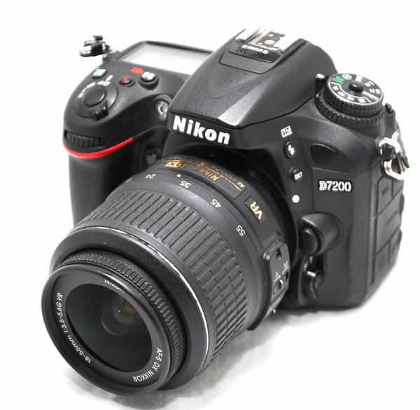 美品・豪華セット】Nikon ニコン D7200 AF-S 18-55mm VR