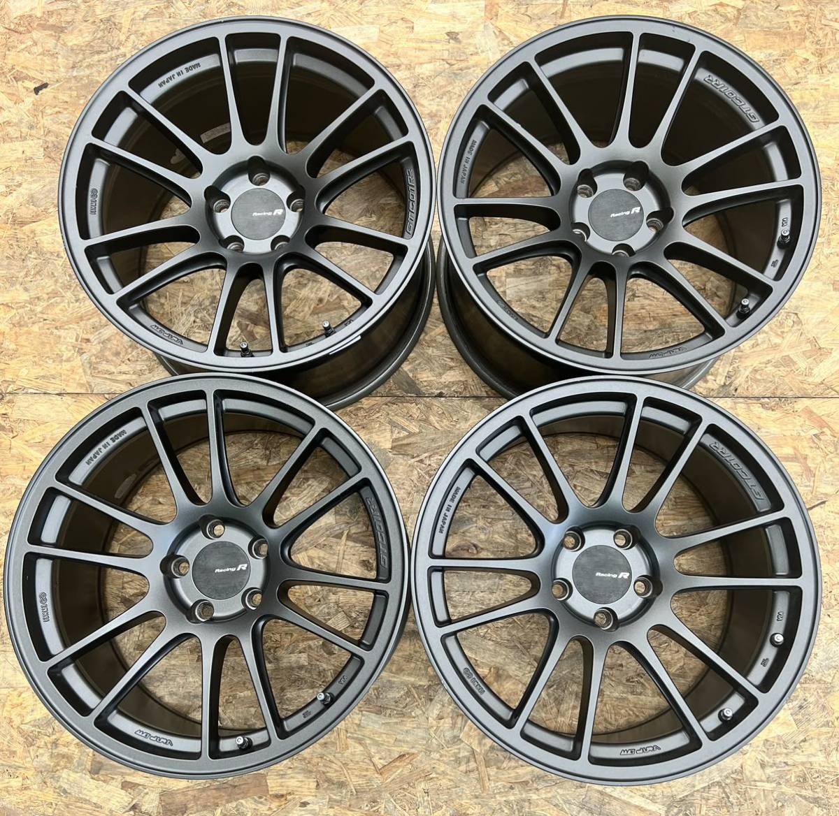 希少!】ENKEI GTC01RR エンケイ 18インチ 10J +30 PCD114.3 5穴 4本