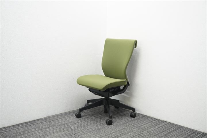 本物の 【送料無料】【B級/未使用品】イトーキ アイビーグリーン 肘