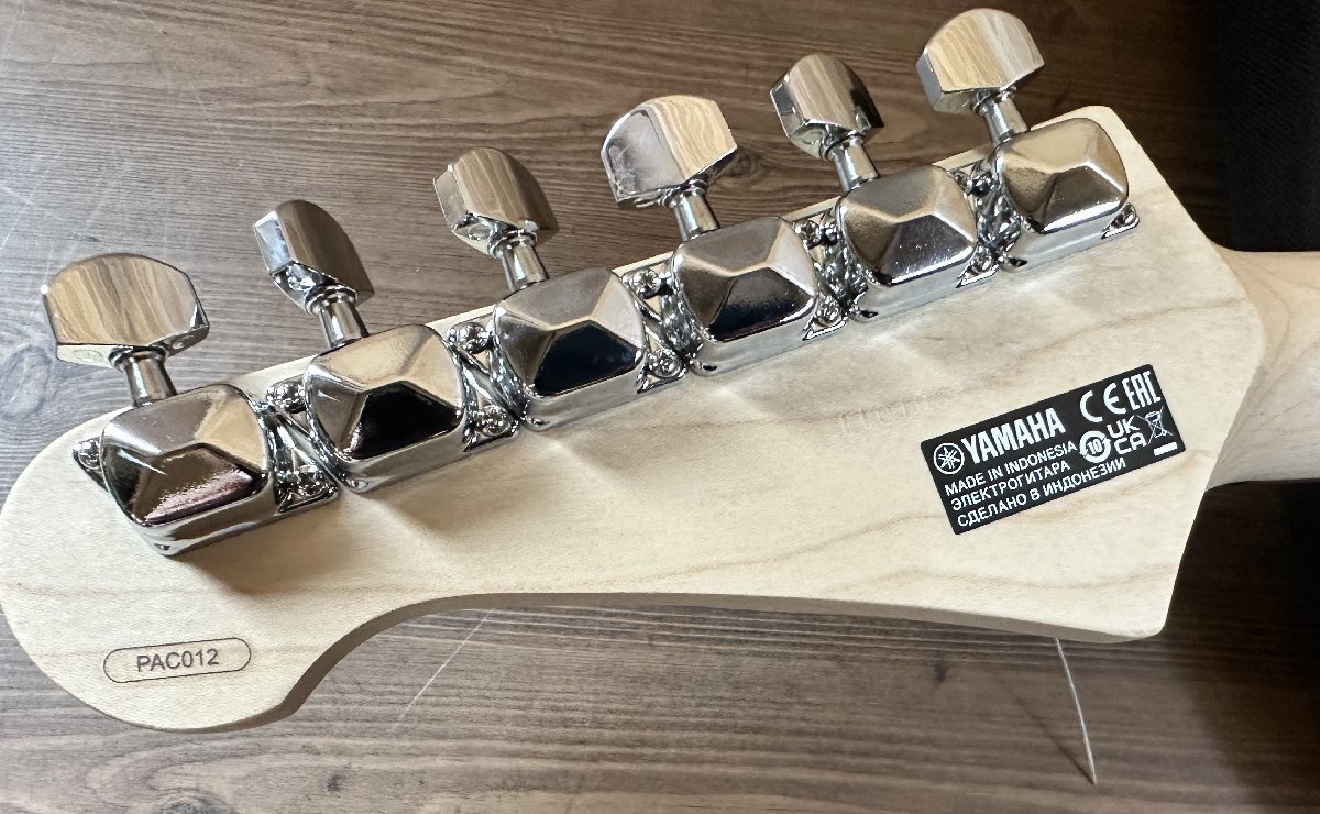 美品 YAMAHA PACIFICA PAC012 青 パシフィカ　ヤマハ_画像7