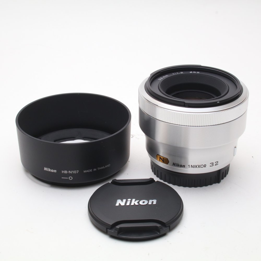 超歓迎好評 Nikon - 中古 Nikon 単焦点レンズ 1 NIKKOR 10mm f/2.8