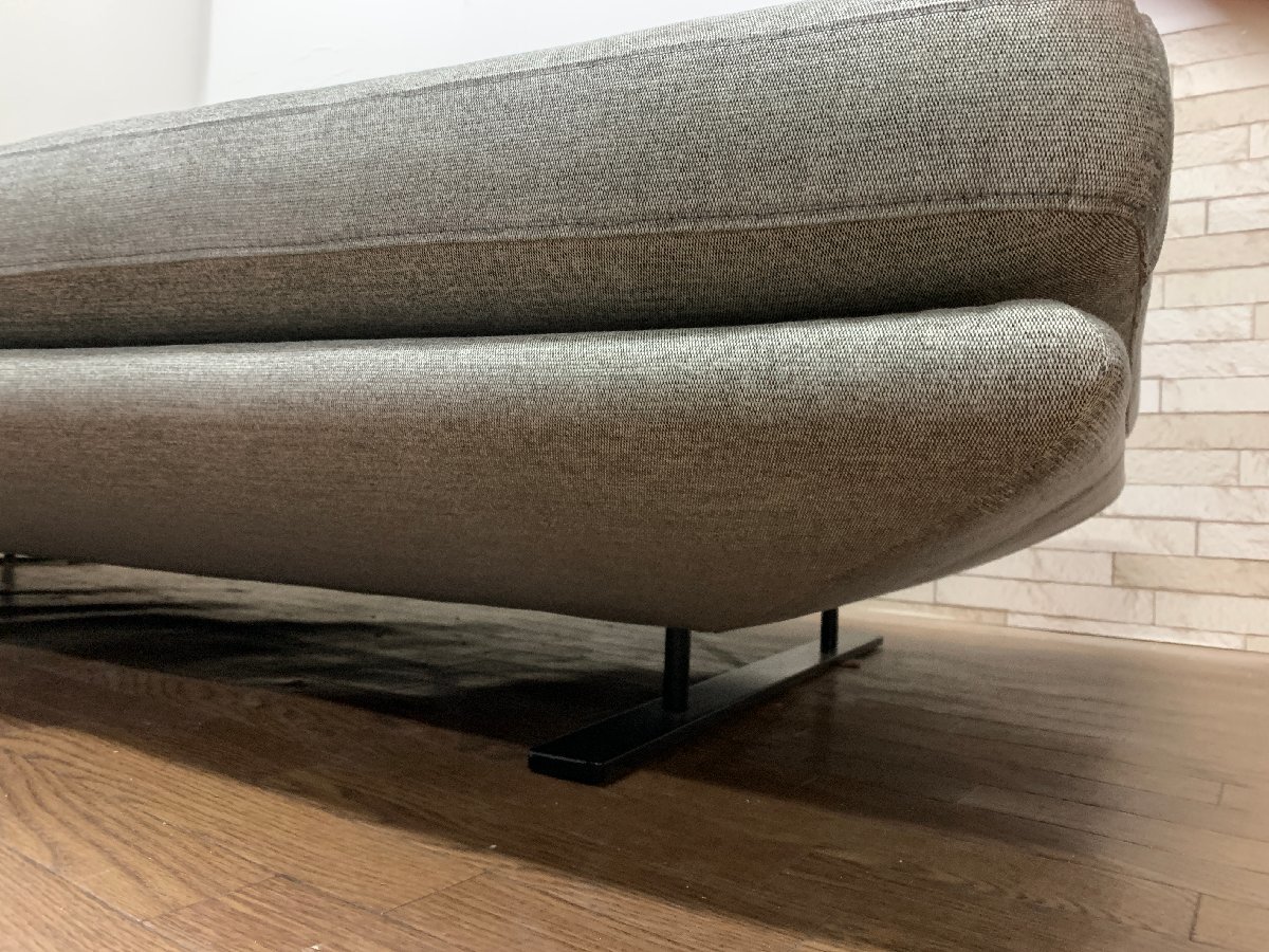 ligne roset リーンロゼ PRADO プラド 2人掛けソファ 背クッション