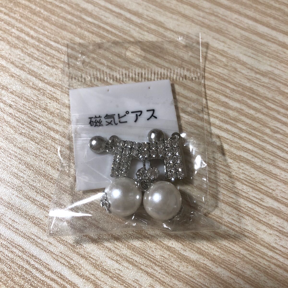 ☆☆ 磁気ピアス　ピアス　