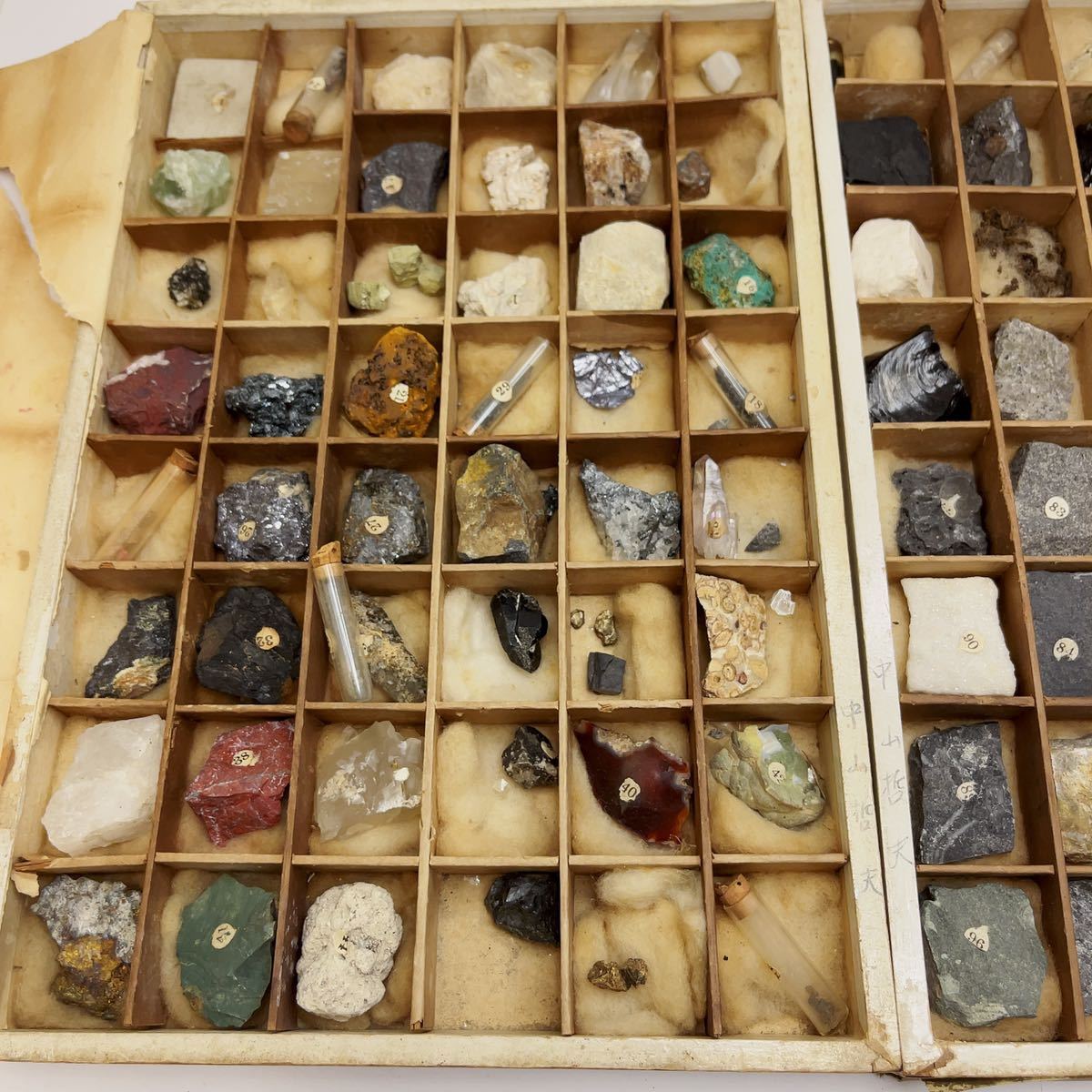古い鉱物標本 96種 岩石 化石 鉱物 詳細不明 現状品 B1446_画像3