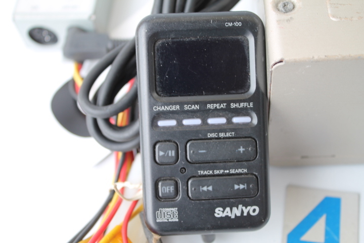 KS-477-3 サンヨー SANYO CDF-C102 CDチェンジャー10連奏 FMステレオモジュレーター・リモコン付き_画像6