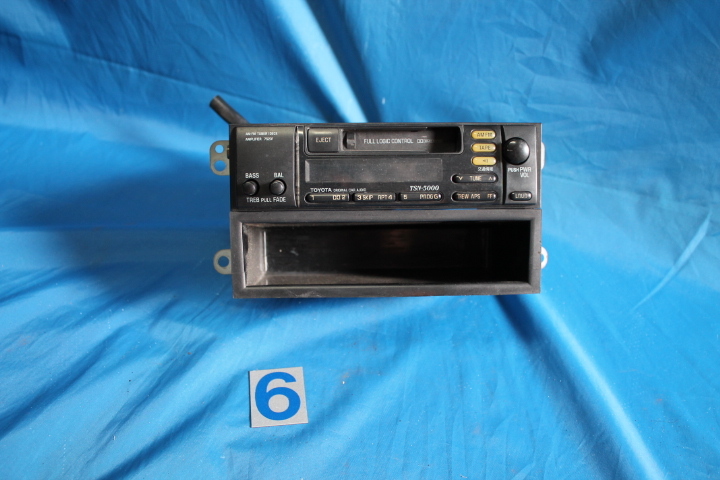 KS-527-1  Toyota   оригинальный  1D размер    кассетная дека  AM-FA TUNER/DECK AMPLIFIER 75201 TSN-5000