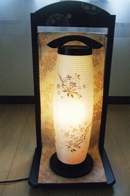 値下げ★盆提灯　巧二重　桜　はんなり　LED球使用　高さ５８ｃｍ　②★_画像1