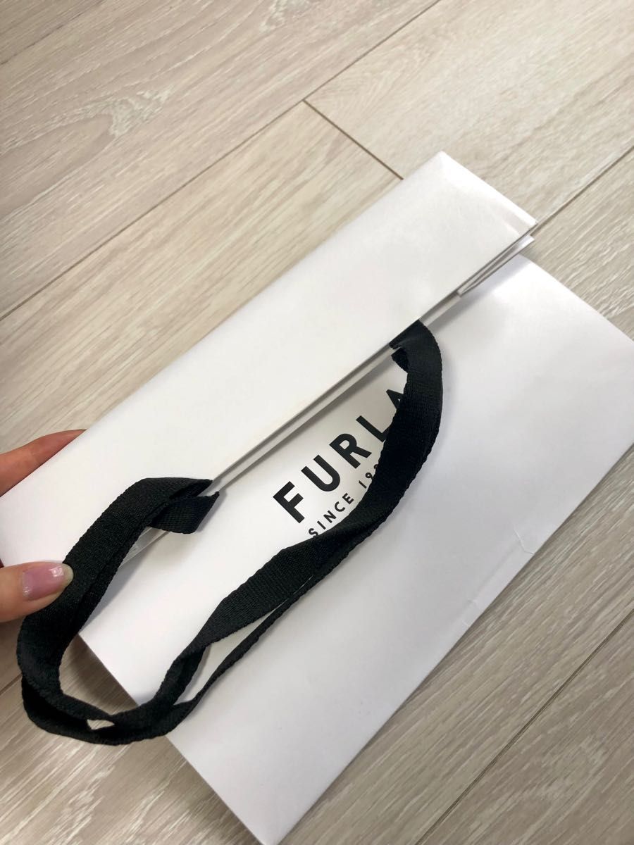 FURLA フルラ空箱1個+巾着2個+説明書一つ - ラッピング・包装