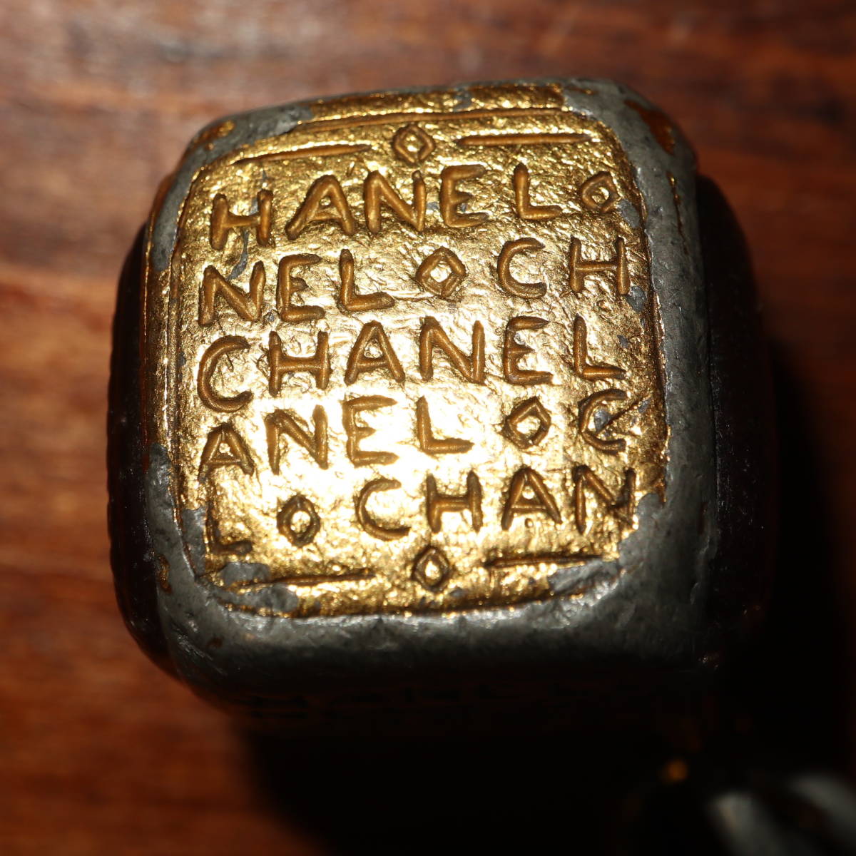 希少 CHANEL シャネル ９９年製 カラースーン キューブ キーホルダー