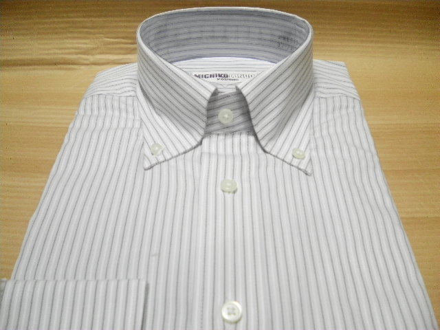 MICHIKO LONDON ミチコロンドン*サイズ S 37-78*綿100% 高級Yシャツ 形態安定加工の画像4