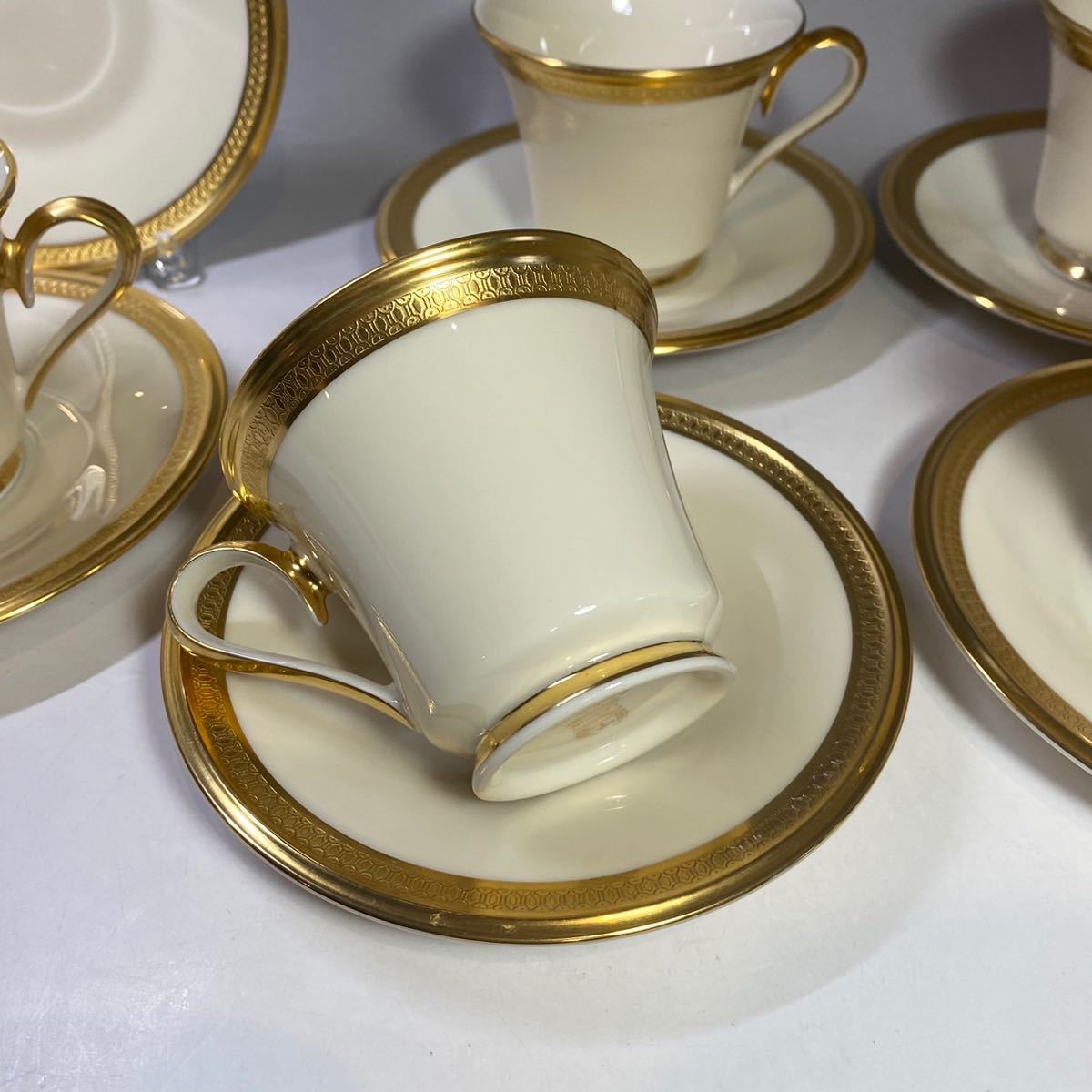 レノックス 金彩 エンボス カップ&ソーサー コーヒーカップ ティーカップ ホワイトハウス アメリカ LENOX aristcrat ゴールド 5客_画像7