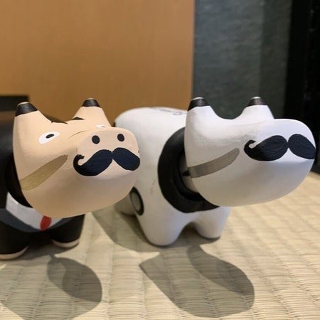 完売品 数量限定 ひげべこ 赤べこ ダリ サルバドール・ダリ 野沢民芸