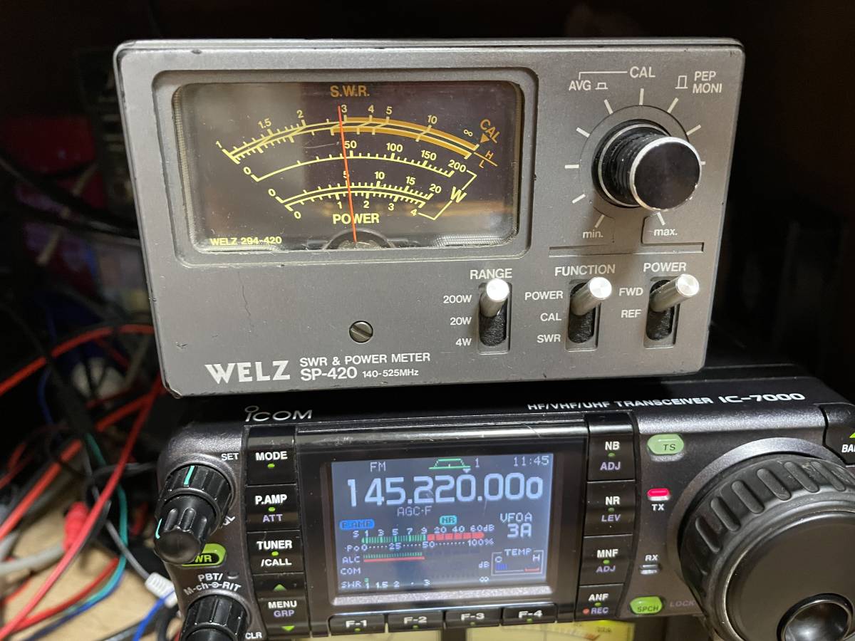 ICOM IC-7000(100w) 外部モニターおまけ ICOM IC-7000(100w) 外部モニターおまけ
